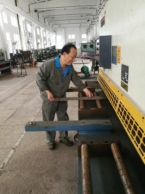 徐建：說說我們的勇班長(zhǎng)2.jpg