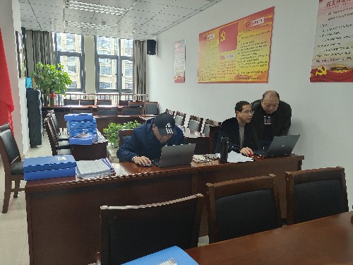 ?？剖∶?#65533;?劉敏 福州市工信局組織民爆行業(yè)專家到省民爆開展安全生產(chǎn)標(biāo)準(zhǔn)化達(dá)標(biāo)考評3~1.jpg