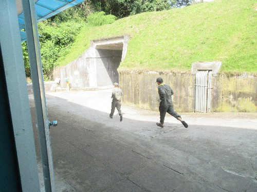 永安分公司丁志雄：永安分公司生產車間開展第一季度火災現場逃生模擬演練~1.jpg