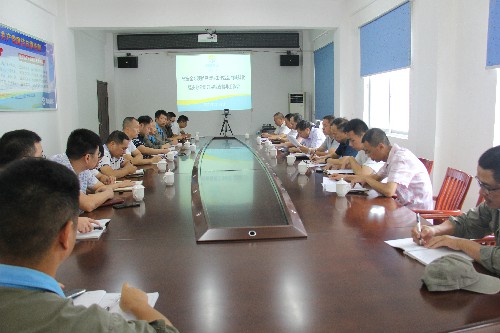 福安分公司胡廷淦：圖�?�?1日檢查組在四樓會議室聽取分公司安全生產工作匯�?~1.jpg
