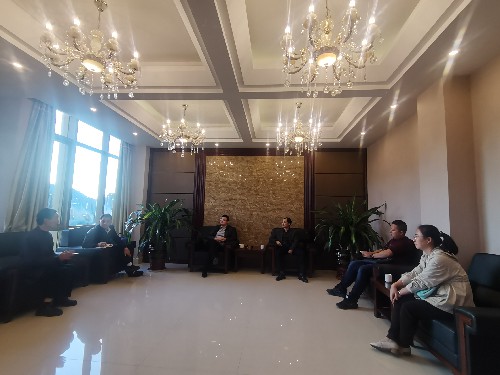 丁海峰：新羅區(qū)副區(qū)長(zhǎng)丘小林蒞臨龍巖分公司督導(dǎo)安全生產(chǎn)和疫情防控工作~1.jpg