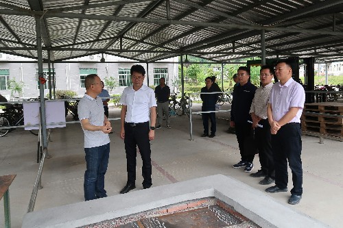 烽林莊忠旭：明溪縣委副書記、縣長陳華偉一行到海峽科化烽林分公司督導、調研安全生產暨防汛備汛工作~1.jpg