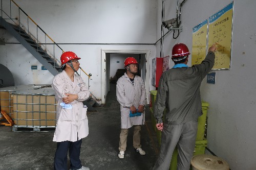 (建議采用）烽林連坤：海科科化公司檢查組到烽林分公司開(kāi)展安全生產(chǎn)檢查~1.jpg