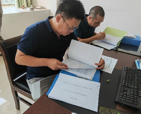 (建議采用)龍巖分公�?張逸清+福建省氣象局檢查組到海峽科化龍巖分公司開展雷電災害防御工作檢查~1.jpg